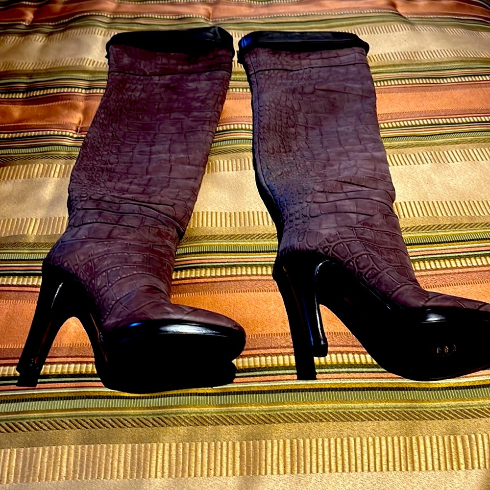 Giuseppe Zanotti ! Amazing leather Boots MINT CONDITION NEVER WORN